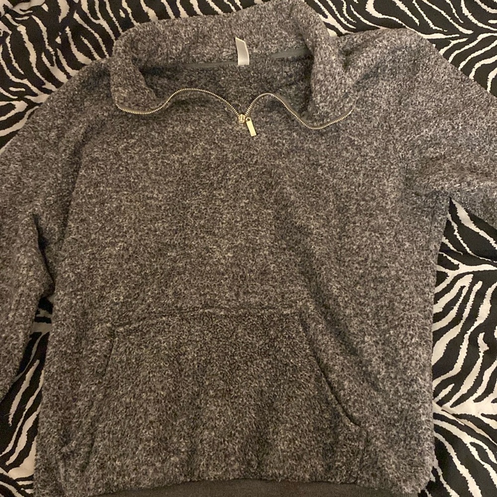 Gray Sherpa pullover jacket